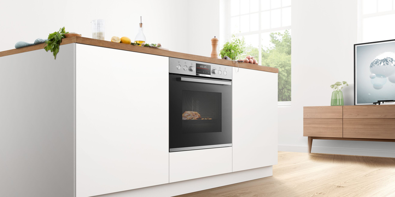 Backöfen und Herdsets bei Braun Elektroteam GmbH in Fuldatal